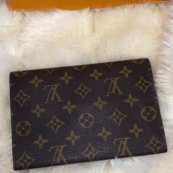 Louis Vuitton wallet large size - Picture 5 of 12